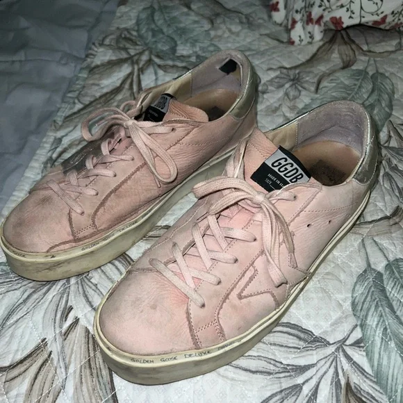 Golden Goose - Blush Pink Women's Sneakers - Picture 2 of 6